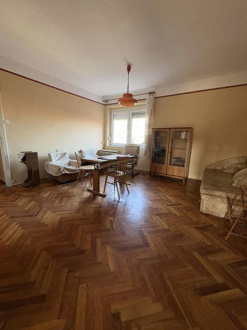 Eladó téglalakás, Győrött 51 M Ft, 2 szobás