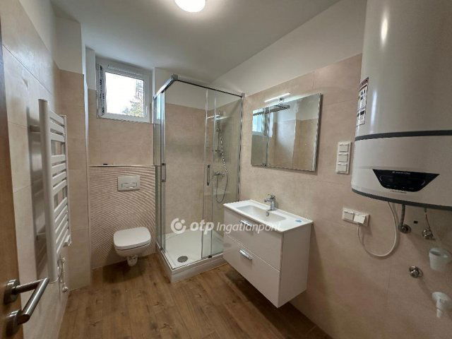 Eladó téglalakás, Albertirsán 64 M Ft, 2+1 szobás