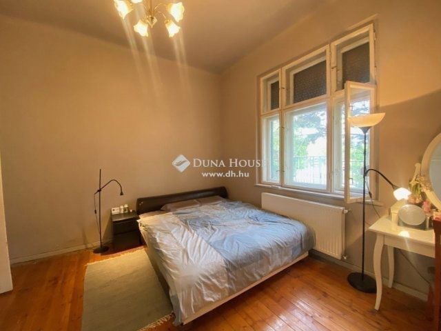 Eladó családi ház, Budapesten, XV. kerületben 114.9 M Ft