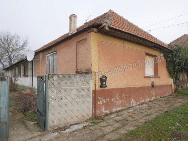 Eladó családi ház, Ceglédbercelen 33.5 M Ft, 3 szobás