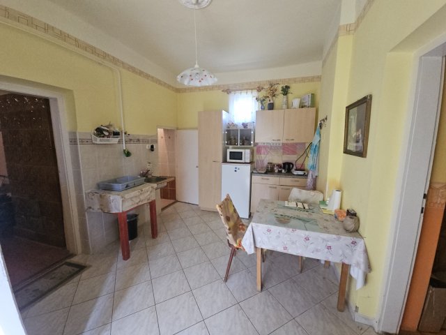 Eladó családi ház, Derecskén 35.9 M Ft, 2 szobás