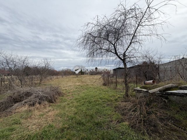 Eladó telek, Téten 13 M Ft / költözzbe.hu