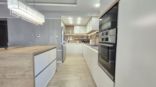 Eladó családi ház, Kecskeméten 199 M Ft, 4 szobás