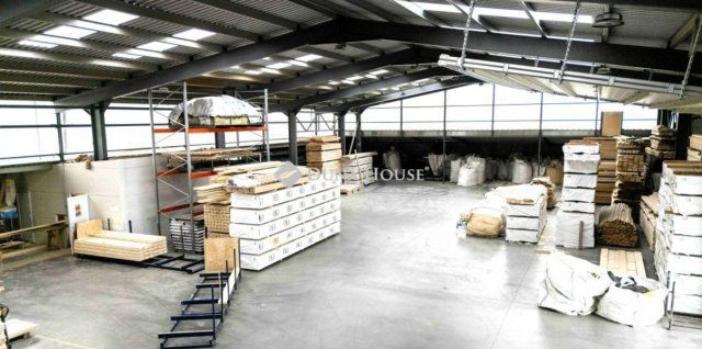 Eladó ipari ingatlan, Nagytarcsán 1680 M Ft / költözzbe.hu