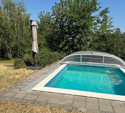 Eladó családi ház, Ábrahámhegyen 98 M Ft, 7+1 szobás