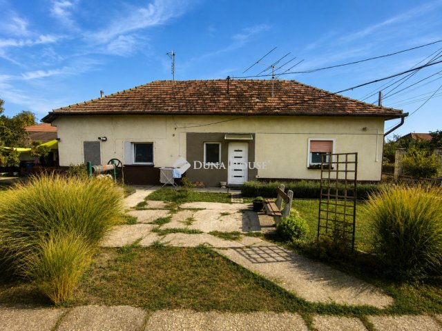 Eladó családi ház, Üllőn 84.199 M Ft, 4 szobás