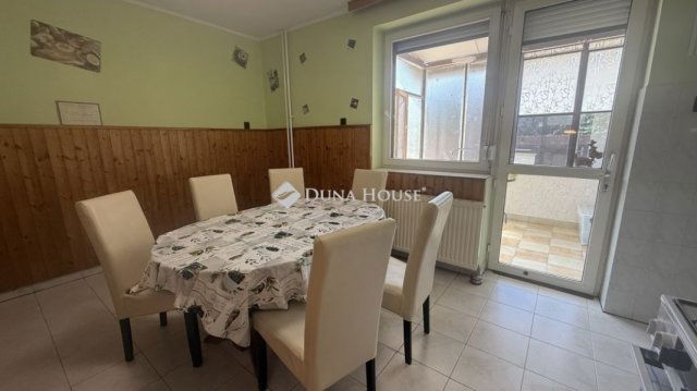 Eladó családi ház, Bükön 87.5 M Ft, 7 szobás