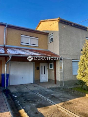 Eladó sorház, Villányban 57 M Ft, 4 szobás