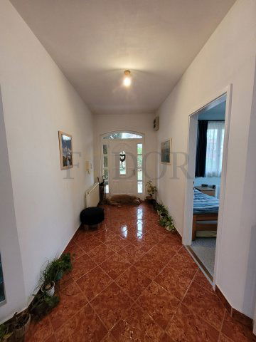 Eladó családi ház, Fóton 168.9 M Ft, 5 szobás