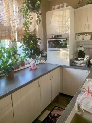 Eladó panellakás, Szegeden 69 M Ft, 3 szobás