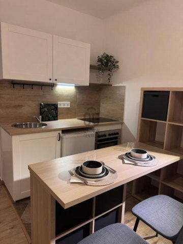 Eladó téglalakás, Budapesten, XIV. kerületben 49.49 M Ft