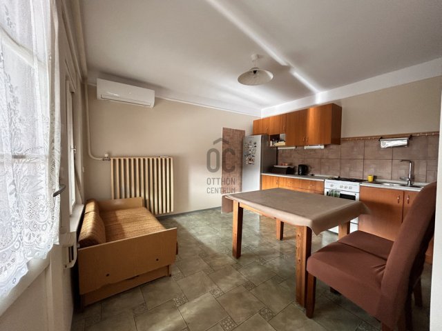 Eladó családi ház, Újszilváson 42.9 M Ft, 3 szobás