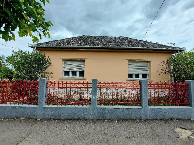 Eladó családi ház, Aszalón 15.49 M Ft, 4 szobás