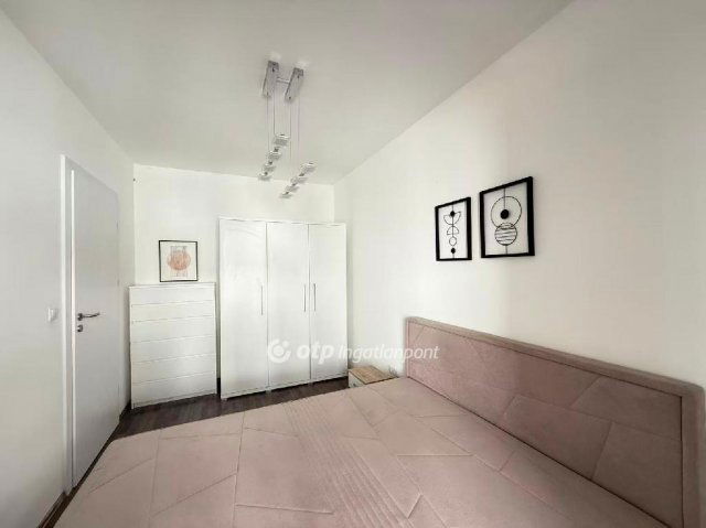 Eladó téglalakás, Budapesten, IX. kerületben 93.8 M Ft, 2 szobás