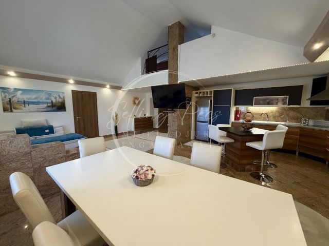 Eladó téglalakás, Kozármislenyen 105 M Ft, 4+1 szobás