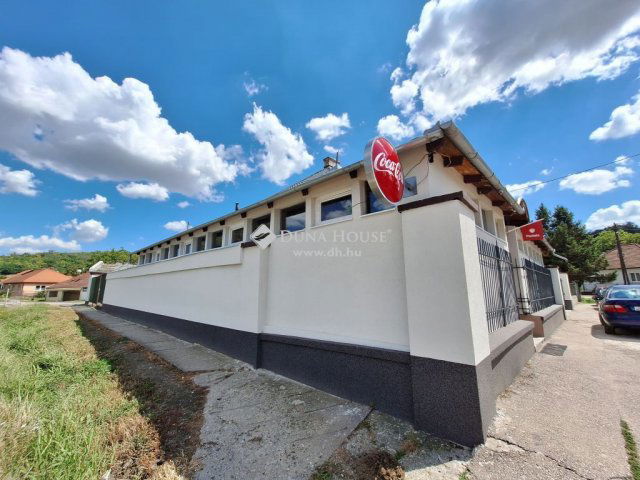 Eladó üzlethelyiség, Mendén 199 M Ft, 1 szobás