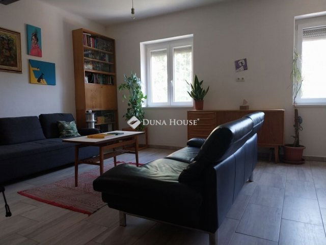 Eladó családi ház, Budapesten, XI. kerületben 350 M Ft, 6 szobás