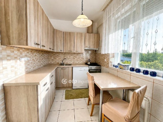 Eladó családi ház, Debrecenben 115 M Ft, 3 szobás