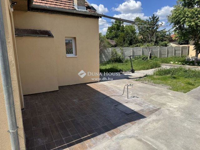 Eladó családi ház, Budapesten, XX. kerületben 179.99 M Ft