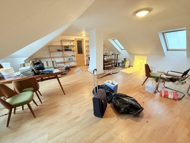 Eladó családi ház, Budapesten, XVIII. kerületben 145 M Ft