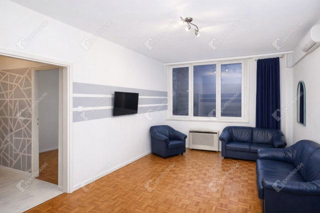 Eladó téglalakás, Szegeden 44.499 M Ft, 2 szobás