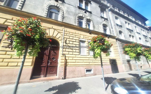 Eladó téglalakás, Budapesten, VII. kerületben, Hernád utcában