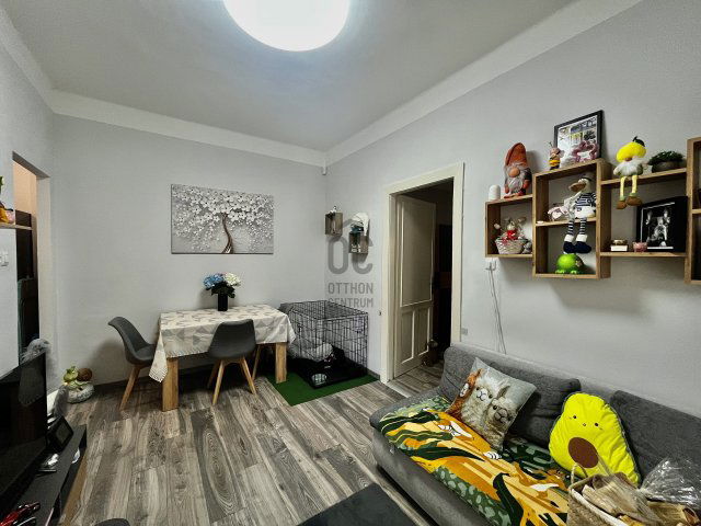 Eladó téglalakás, Győrött 43.99 M Ft, 2 szobás