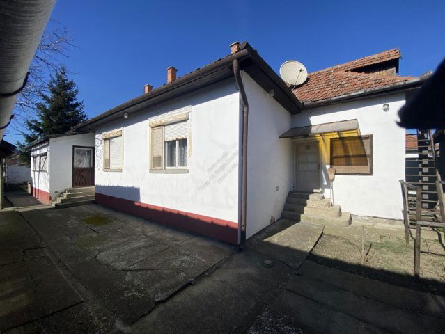 Eladó családi ház, Hódmezővásárhelyen 39.9 M Ft, 5 szobás