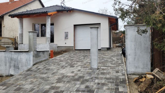 Eladó családi ház, Gödöllőn 104.99 M Ft, 4 szobás