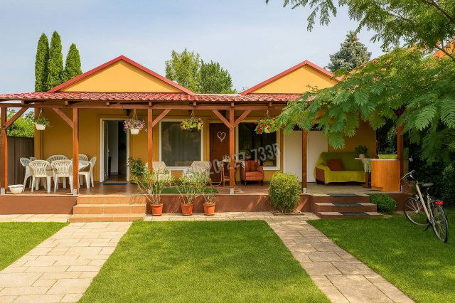 Eladó ikerház, Ráckevén 25 M Ft, 1 szobás