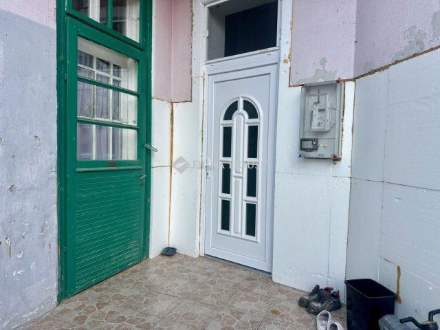 Eladó téglalakás, Budapesten, XVIII. kerületben 45 M Ft