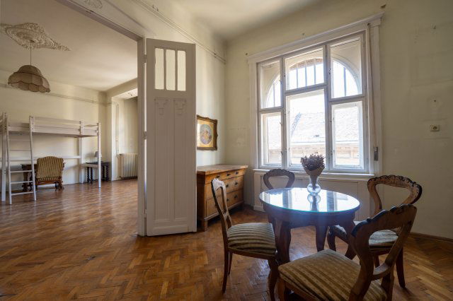 Eladó téglalakás, Budapesten, V. kerületben 169.9 M Ft