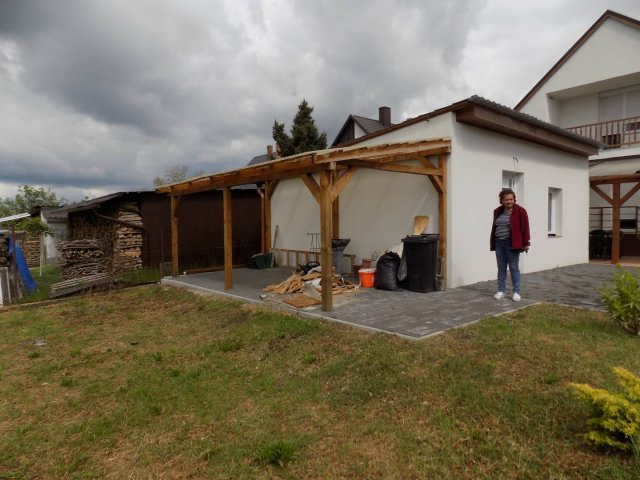 Eladó családi ház, Bábolnán 89.9 M Ft, 8 szobás