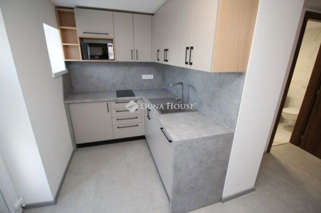 Kiadó téglalakás, albérlet, Kecskeméten 135 E Ft / hó