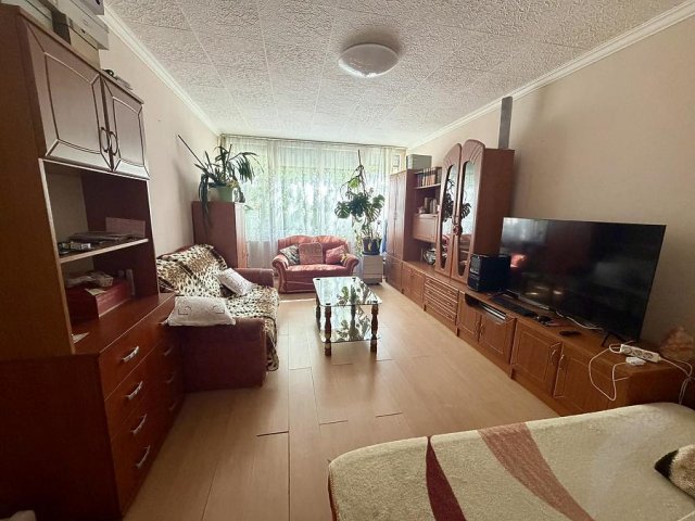 Eladó panellakás, Vácon 57.8 M Ft, 2 szobás