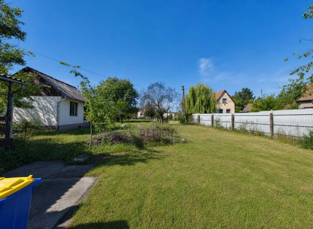 Eladó családi ház, Kecskeméten 29.9 M Ft, 3 szobás