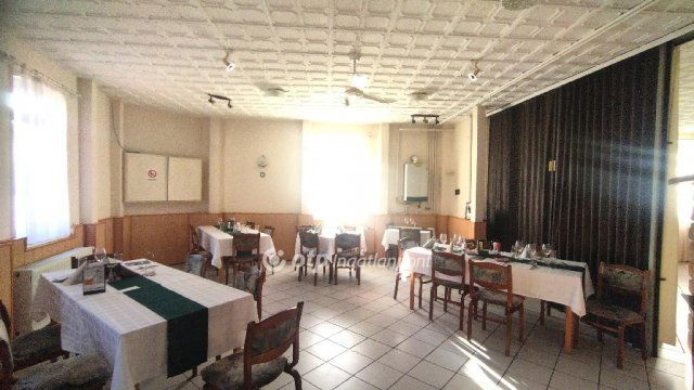Kiadó üzlethelyiség, Szentesen 900 E Ft / hó