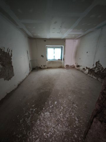 Eladó családi ház, Tiszalökön 12.5 M Ft, 2 szobás