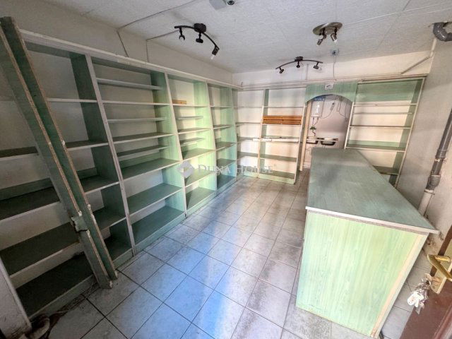 Eladó üzlethelyiség, Nyíregyházán 15.5 M Ft