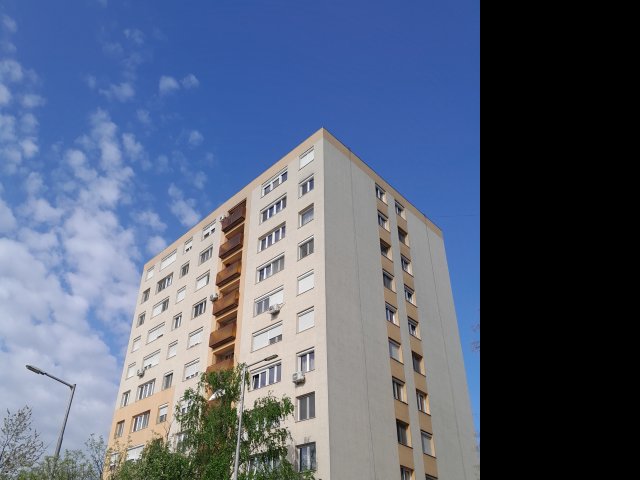 Eladó panellakás, Kecskeméten 39.9 M Ft, 2 szobás