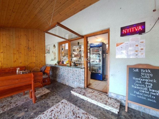 Eladó üzlethelyiség, Lakitelken 64.9 M Ft / költözzbe.hu
