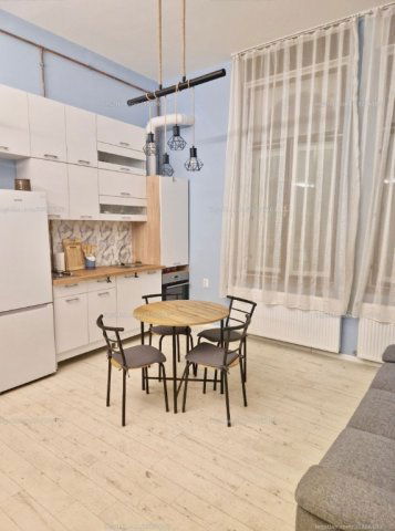 Kiadó téglalakás, albérlet, VII. kerületben, Dózsa György úton