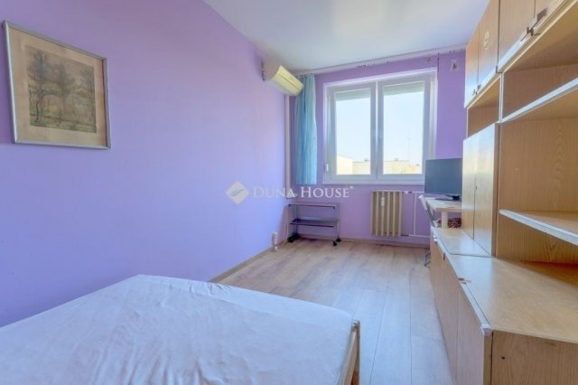 Eladó panellakás, Budapesten, XXI. kerületben 53.9 M Ft, 2 szobás