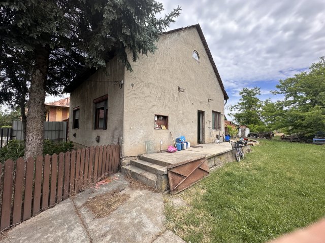 Eladó családi ház, Gyomaendrődön 9.9 M Ft, 2 szobás