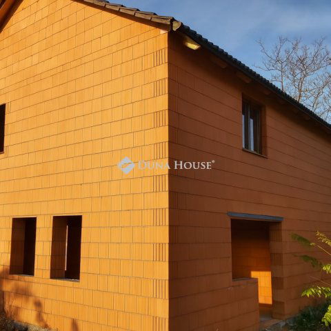 Eladó családi ház, Ráckevén 160 M Ft, 3 szobás