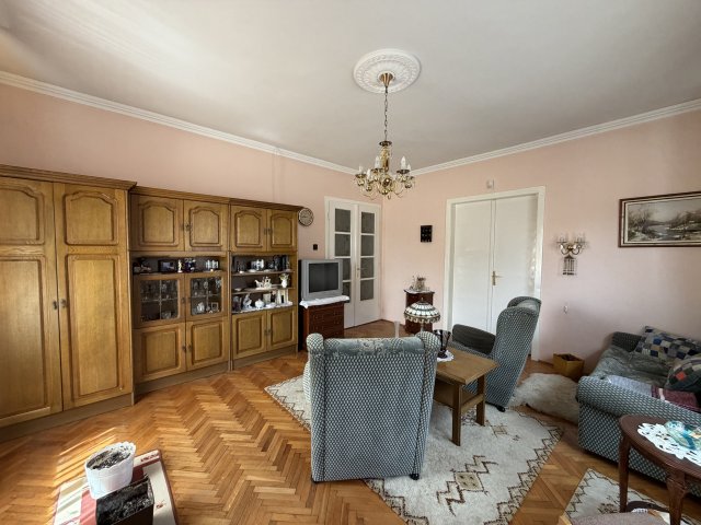 Eladó családi ház, Győrött 105 M Ft, 4 szobás