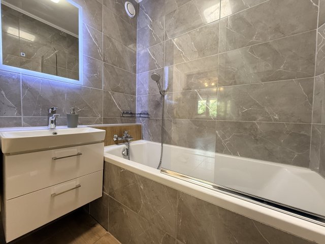 Eladó panellakás, Kecskeméten 53.8 M Ft, 2 szobás