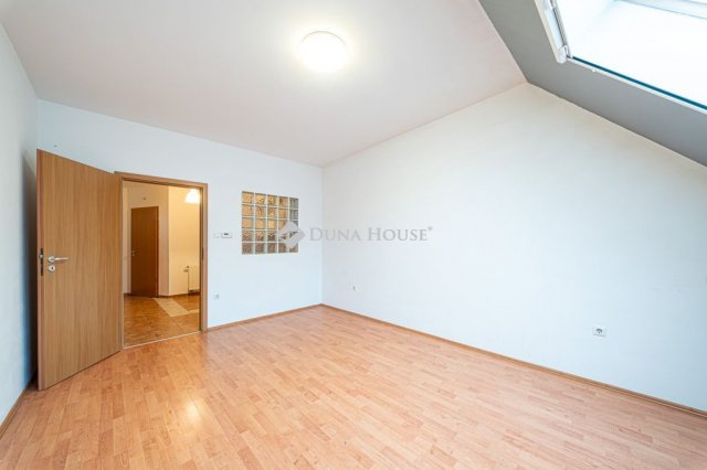 Eladó téglalakás, Budapesten, XIX. kerületben 84.9 M Ft