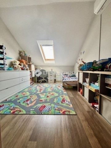 Eladó téglalakás, Budapesten, XVIII. kerületben 86.9 M Ft