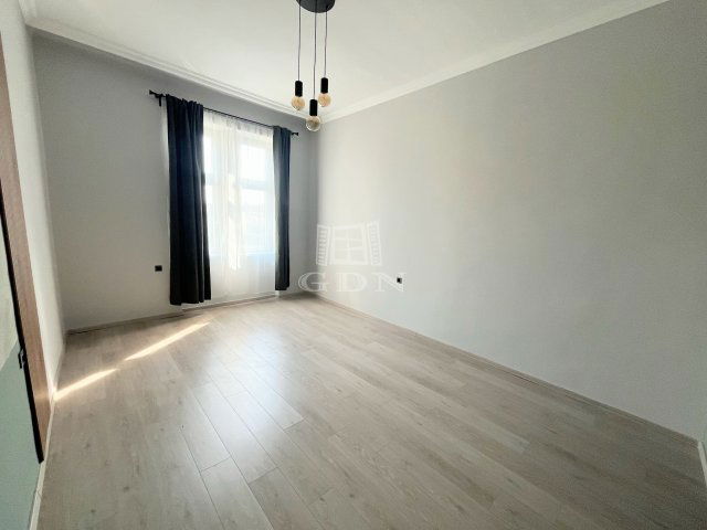 Eladó téglalakás, Budapesten, VIII. kerületben 56.9 M Ft